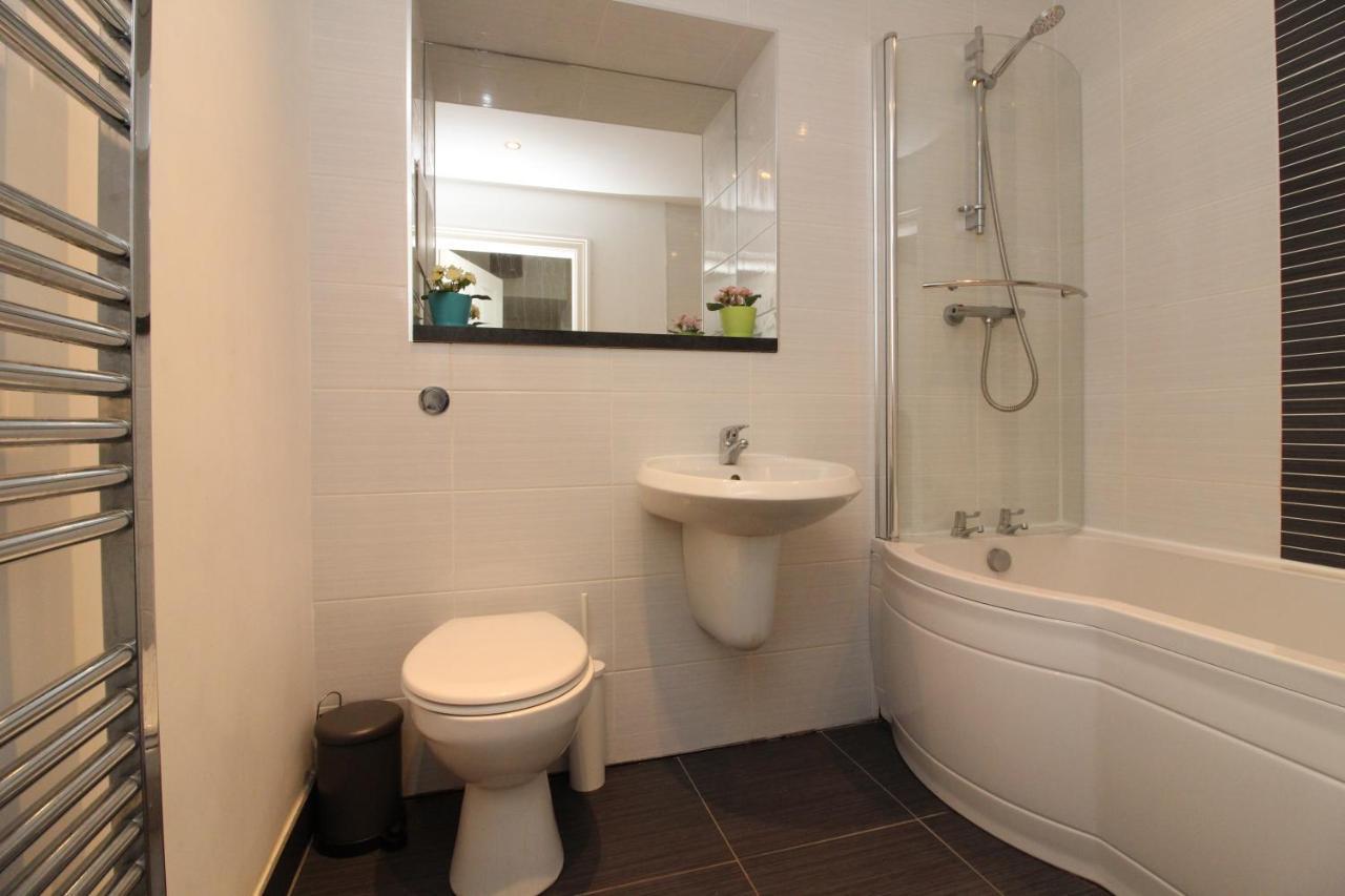 Central Two Bedroom Victorian Apartment With Free Parking EDI Exterior photo