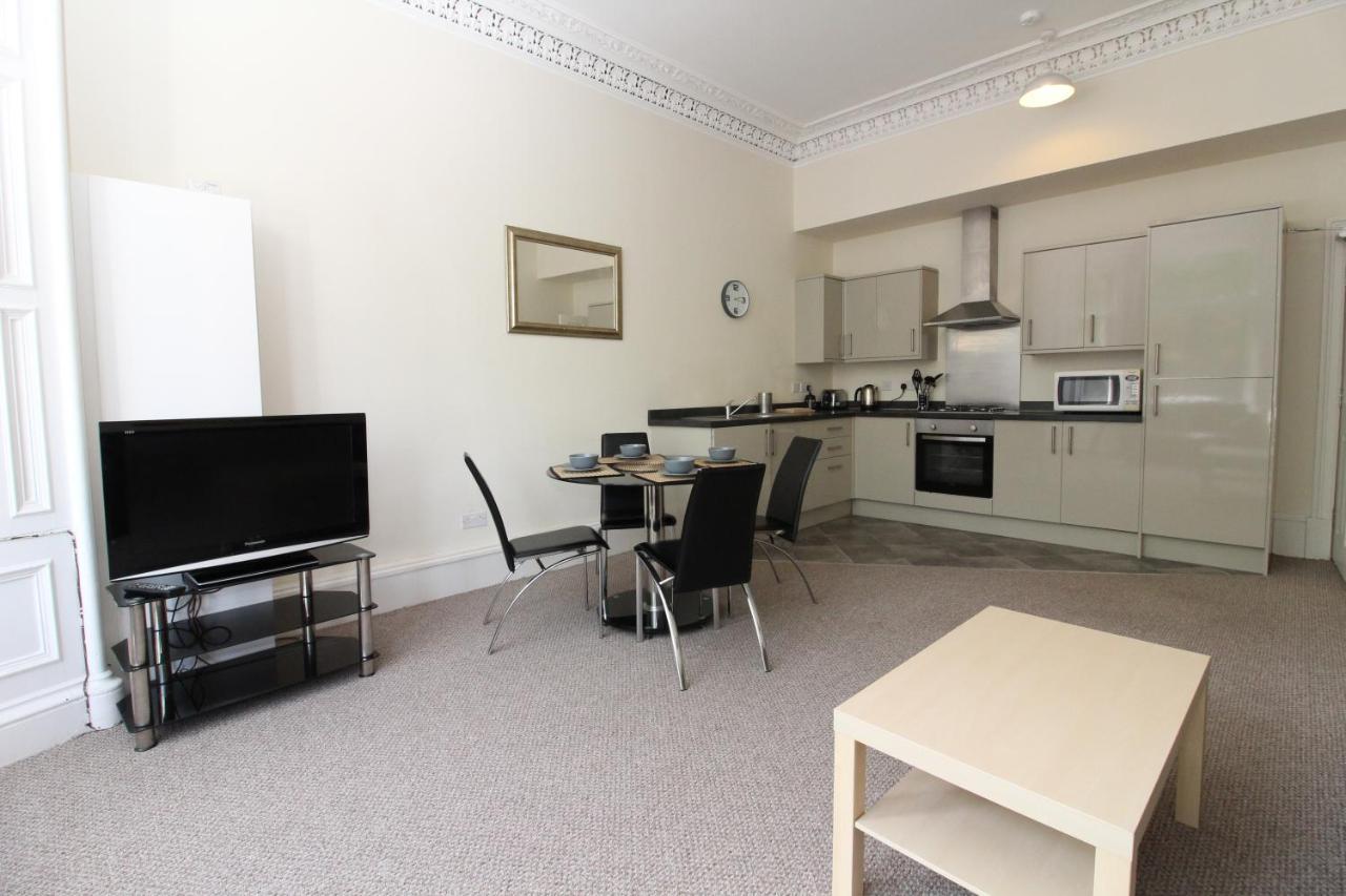 Central Two Bedroom Victorian Apartment With Free Parking EDI Exterior photo